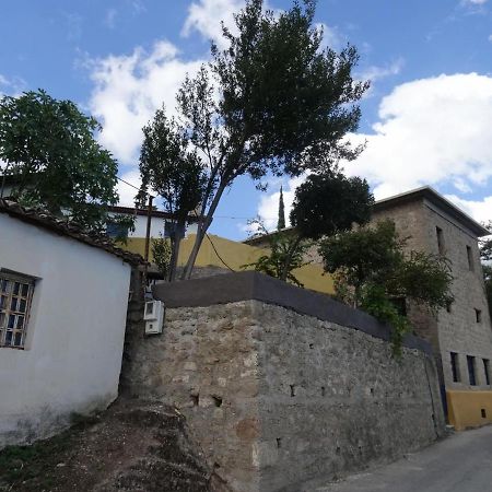 The Old Olive Mill House Villa Aegae ภายนอก รูปภาพ