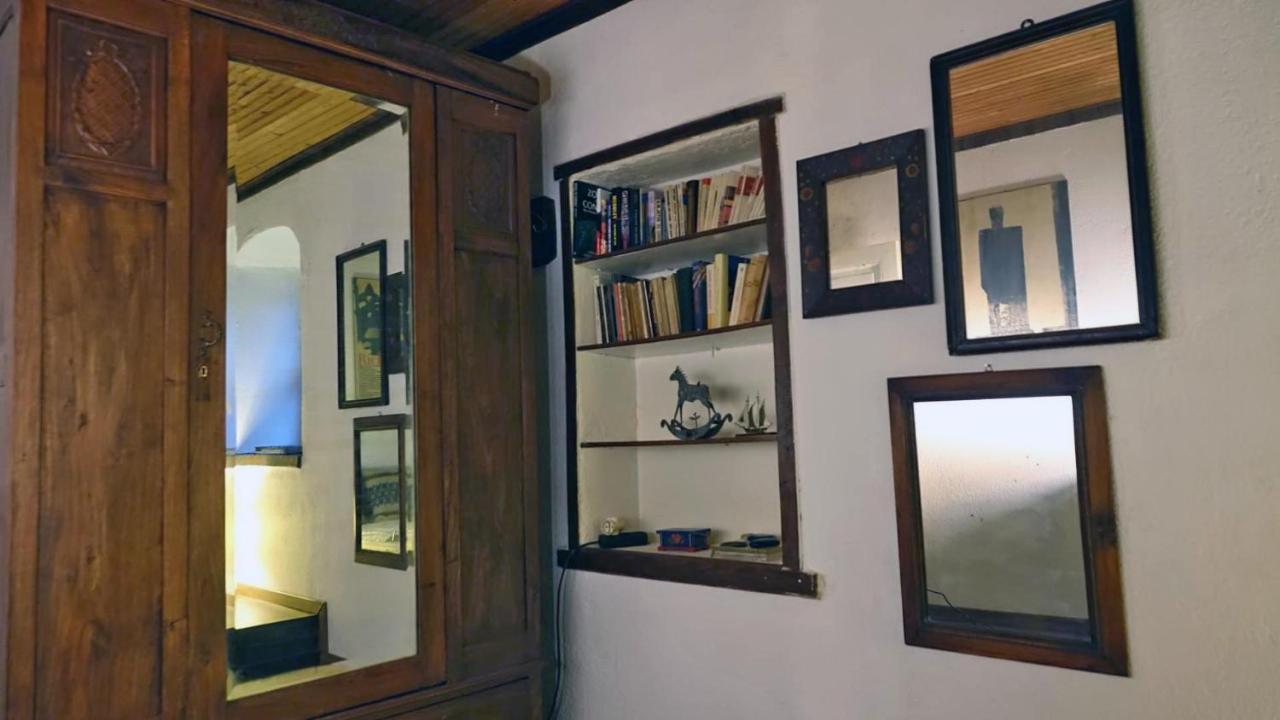 The Old Olive Mill House Villa Aegae ภายนอก รูปภาพ