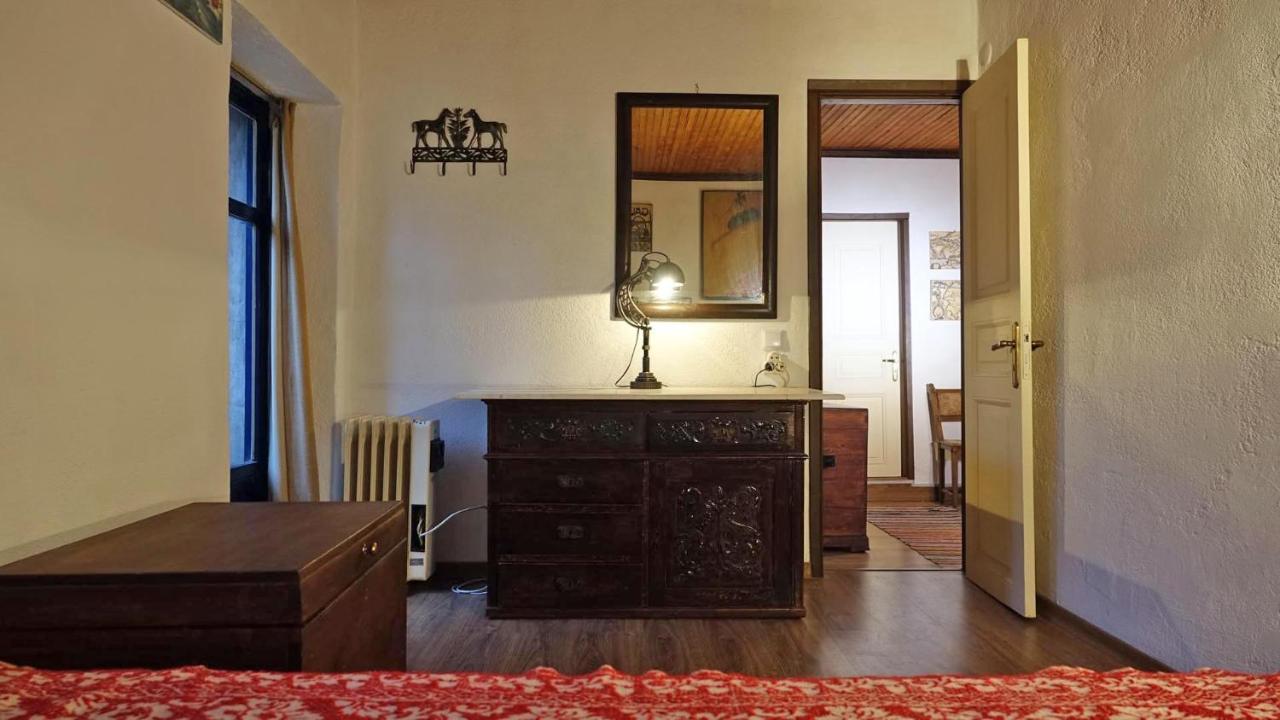 The Old Olive Mill House Villa Aegae ภายนอก รูปภาพ